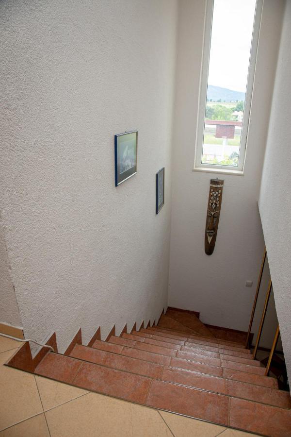 Villa Beni - 4 Bedroom Private House By Flаt Manаger Lozenets Extérieur photo