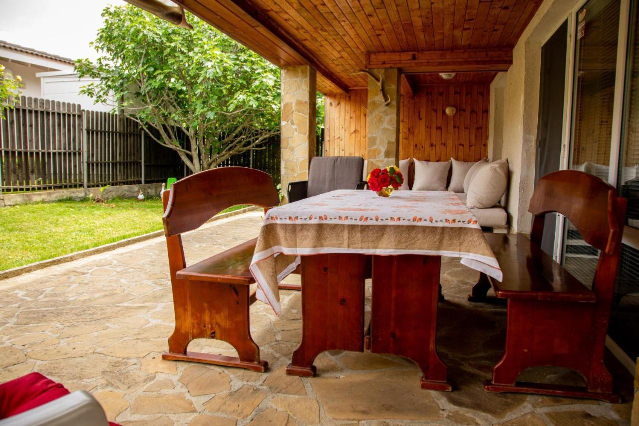 Villa Beni - 4 Bedroom Private House By Flаt Manаger Lozenets Extérieur photo